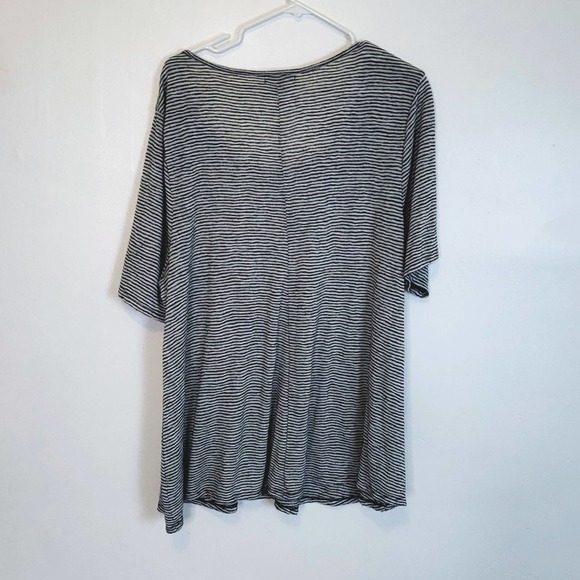 Lane Bryant Stripped Knit Top Size 22/24 - Picture 4 of 4